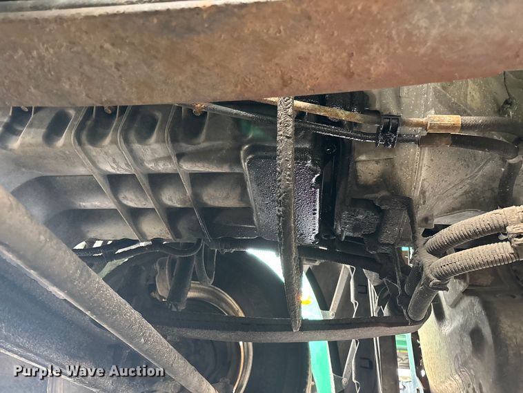 image for item YA2330 2017 Freightliner Cascadia 125 semi truck