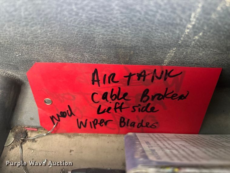 image for item YA2330 2017 Freightliner Cascadia 125 semi truck