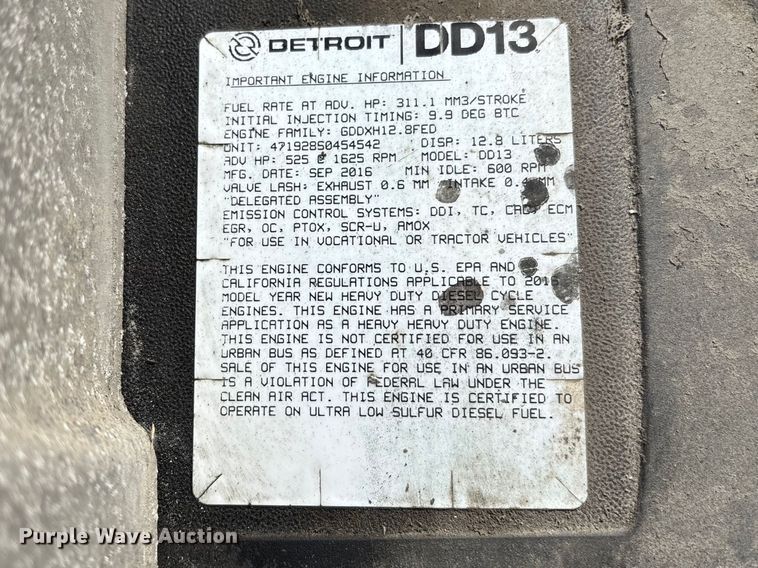 image for item YA2330 2017 Freightliner Cascadia 125 semi truck