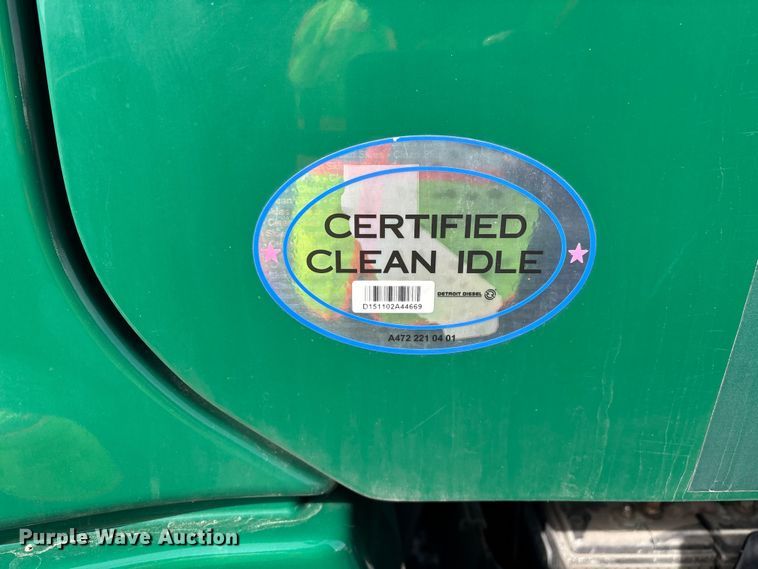 image for item YA2330 2017 Freightliner Cascadia 125 semi truck