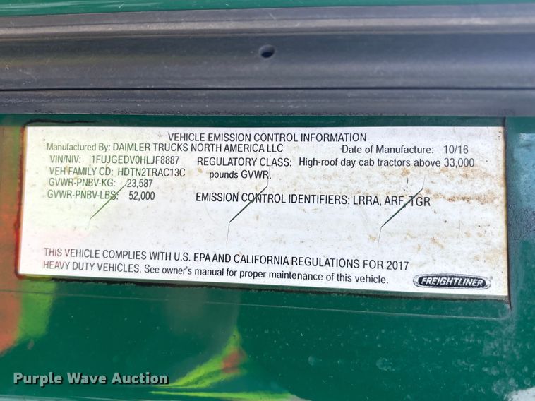 image for item YA2330 2017 Freightliner Cascadia 125 semi truck