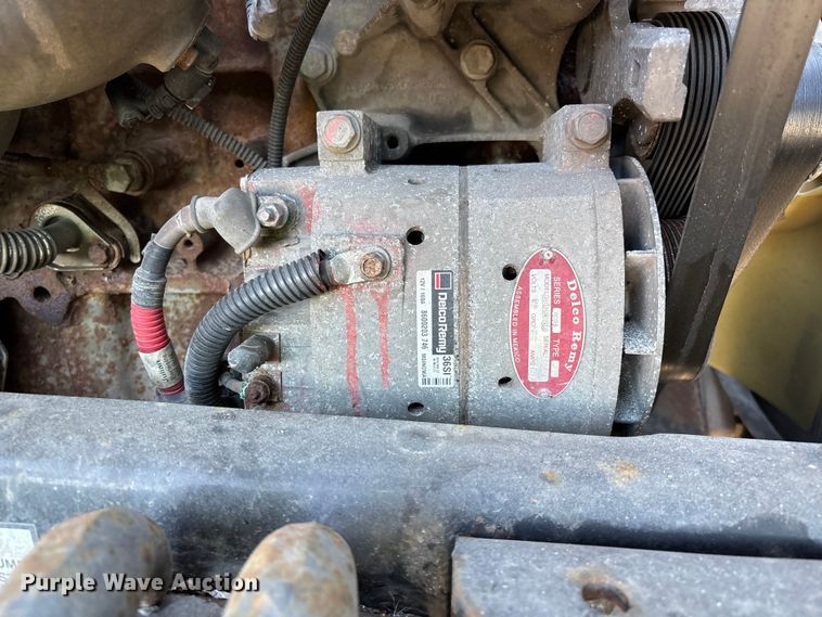 image for item YA2333 2017 Freightliner Cascadia 125 semi truck