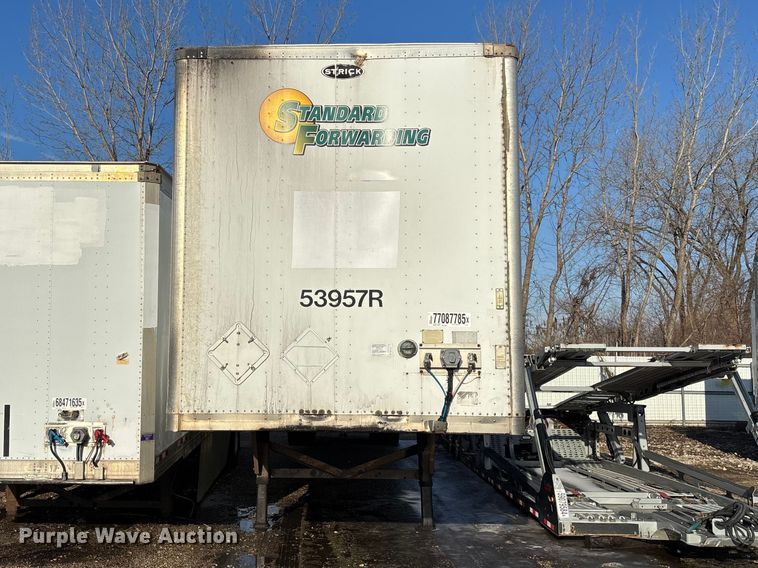 image for item YA2335 2013 Strick dry van trailer