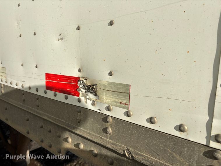 image for item YA2335 2013 Strick dry van trailer