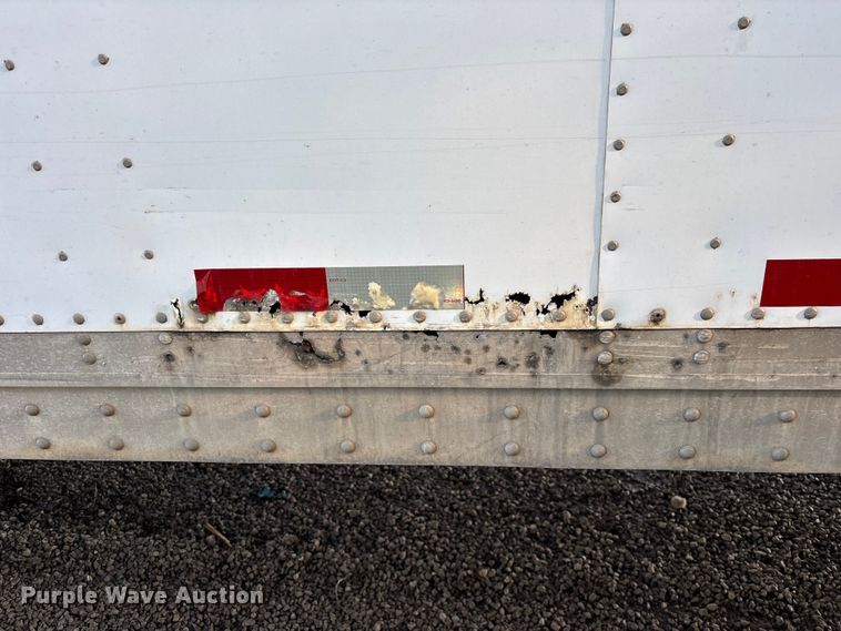 image for item YA2335 2013 Strick dry van trailer