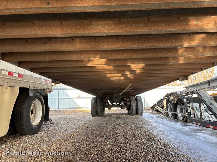 image for item YA2335 2013 Strick dry van trailer