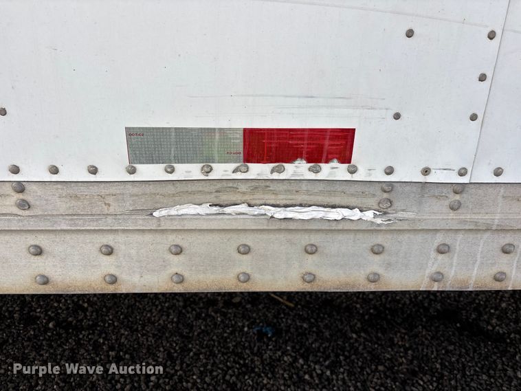 image for item YA2335 2013 Strick dry van trailer