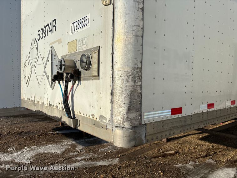 image for item YA2337 2013 Strick dry van trailer