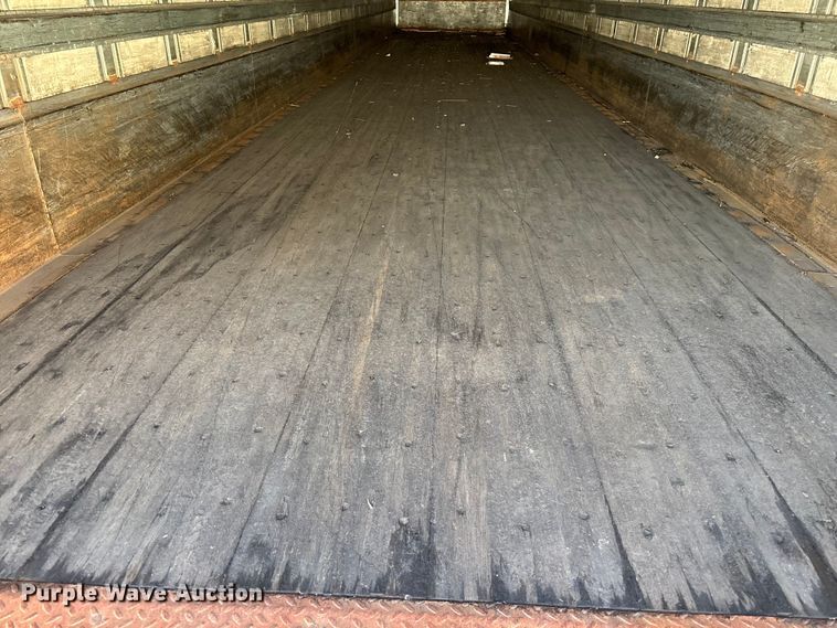 image for item YA2337 2013 Strick dry van trailer