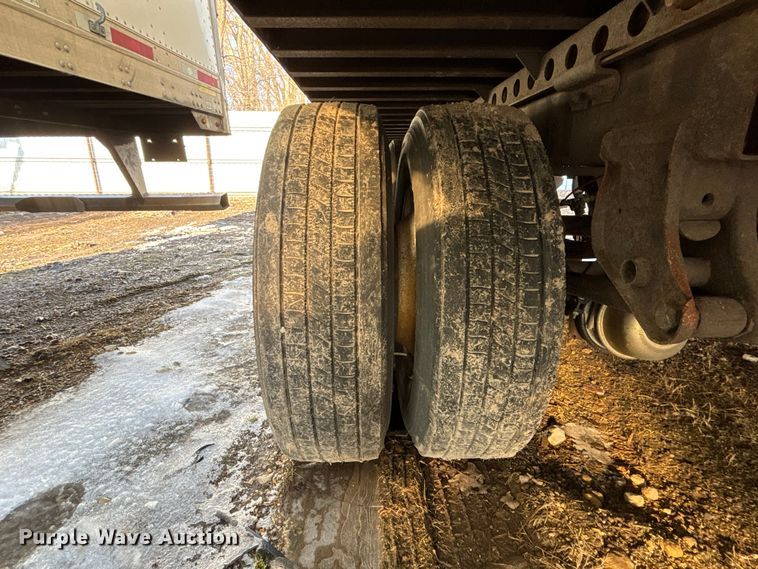 image for item YA2337 2013 Strick dry van trailer