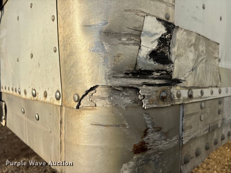 image for item YA2338 2013 Strick Strick dry van trailer