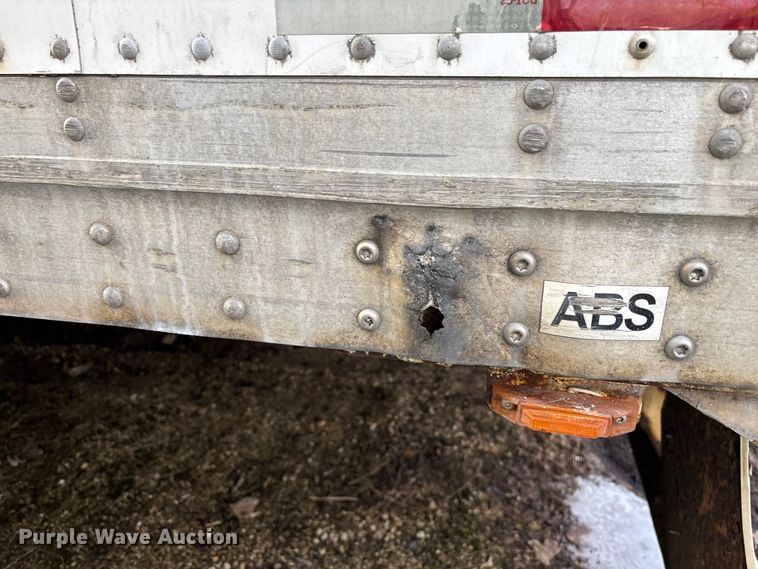 image for item YA2338 2013 Strick Strick dry van trailer