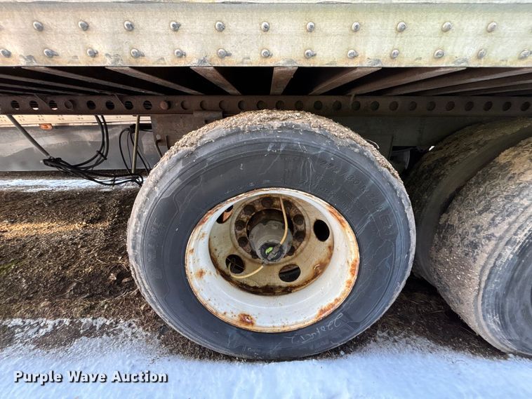 image for item YA2338 2013 Strick Strick dry van trailer