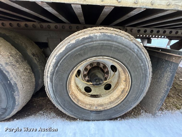 image for item YA2338 2013 Strick Strick dry van trailer