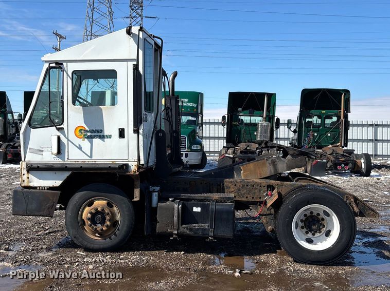 image for item YA2340 2009 Kalmar 4x2 yard truck