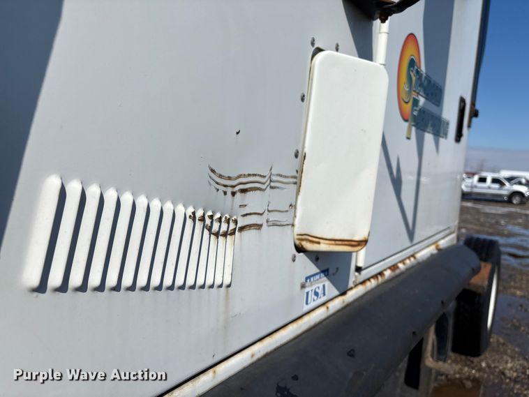 image for item YA2340 2009 Kalmar 4x2 yard truck