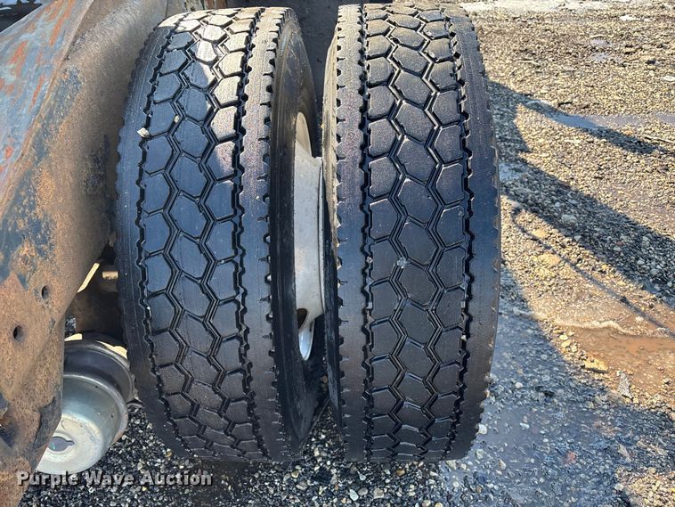 image for item YA2340 2009 Kalmar 4x2 yard truck