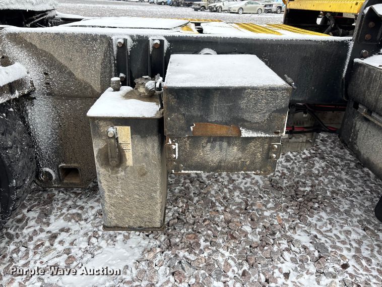 image for item YA2347 2021 Autocar Industries  XSPotter yard truck