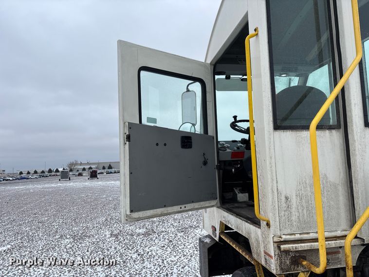 image for item YA2347 2021 Autocar Industries  XSPotter yard truck