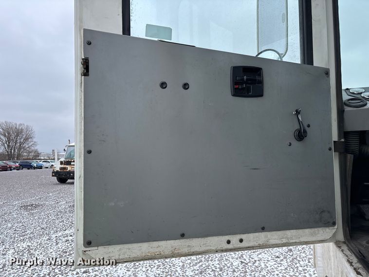 image for item YA2347 2021 Autocar Industries  XSPotter yard truck