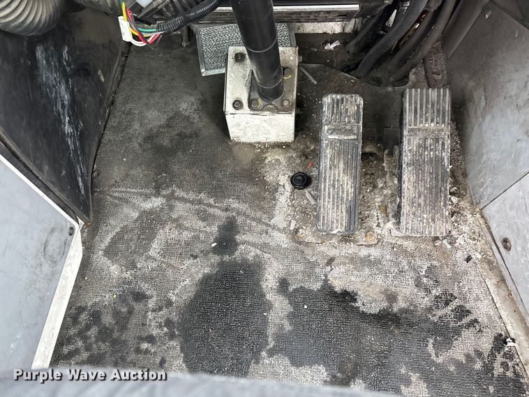 image for item YA2347 2021 Autocar Industries  XSPotter yard truck