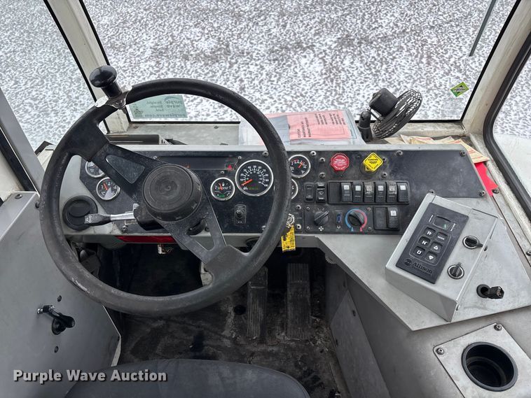 image for item YA2347 2021 Autocar Industries  XSPotter yard truck