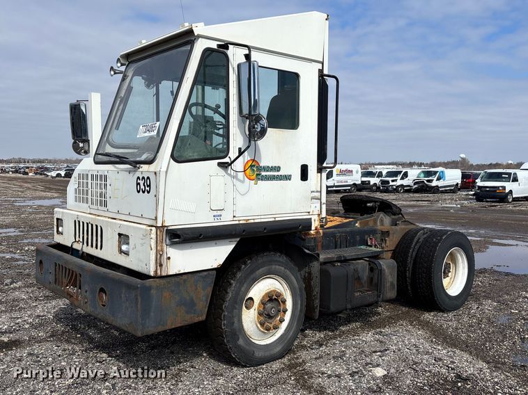 image for item YA2351 2009 Kalmar 4x2 yard truck