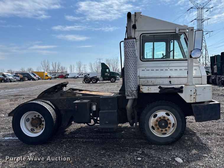 image for item YA2351 2009 Kalmar 4x2 yard truck