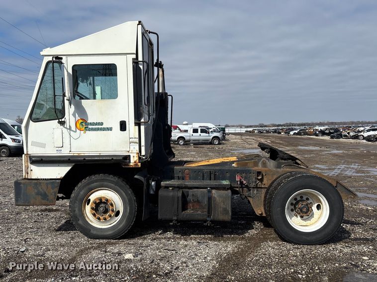 image for item YA2351 2009 Kalmar 4x2 yard truck