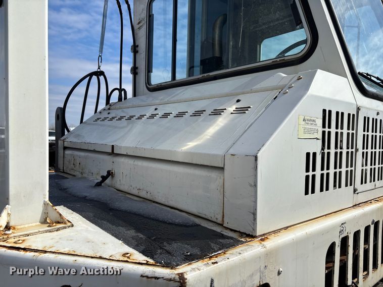 image for item YA2351 2009 Kalmar 4x2 yard truck