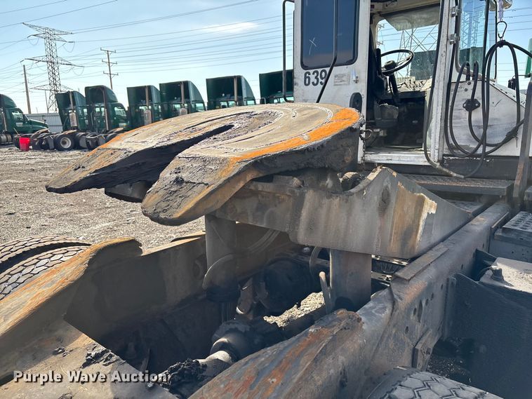 image for item YA2351 2009 Kalmar 4x2 yard truck