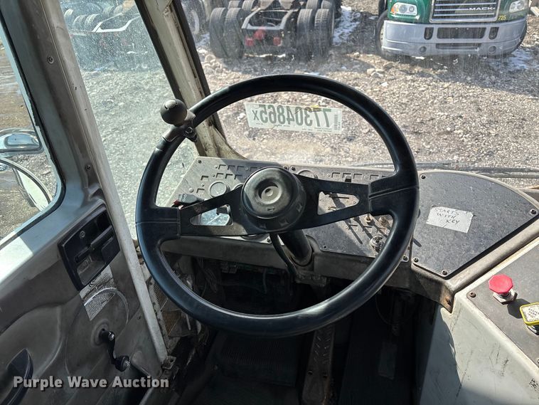 image for item YA2351 2009 Kalmar 4x2 yard truck