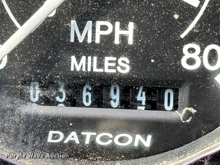 image for item YA2351 2009 Kalmar 4x2 yard truck