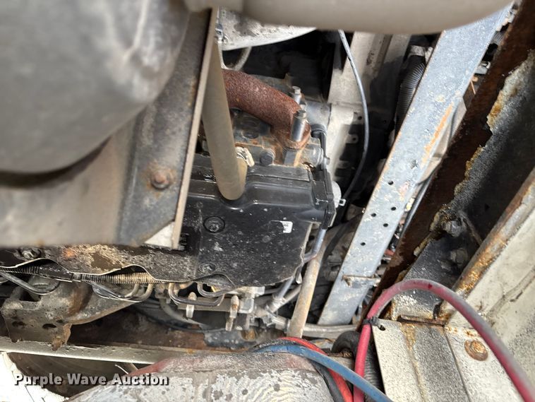 image for item YA2351 2009 Kalmar 4x2 yard truck