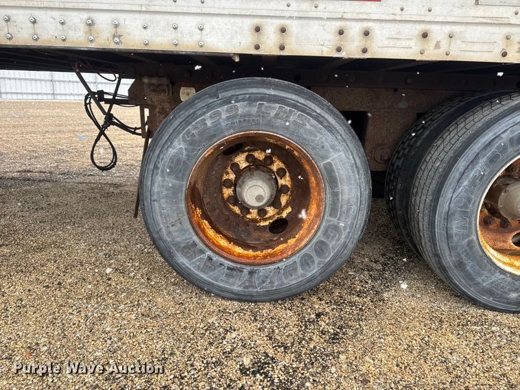 image for item YA2352 2004 Great Dane Trailers 7411TP101A dry van trailer