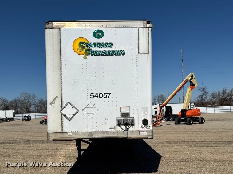 image for item YA2353 2004 Great Dane dry van trailer