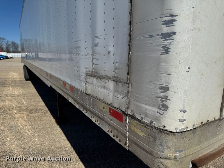 image for item YA2353 2004 Great Dane dry van trailer