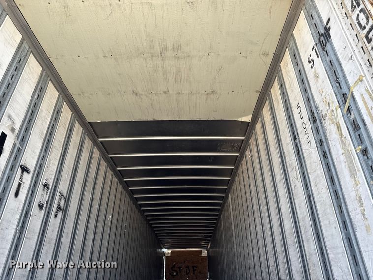 image for item YA2353 2004 Great Dane dry van trailer