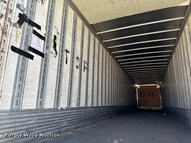 image for item YA2353 2004 Great Dane dry van trailer