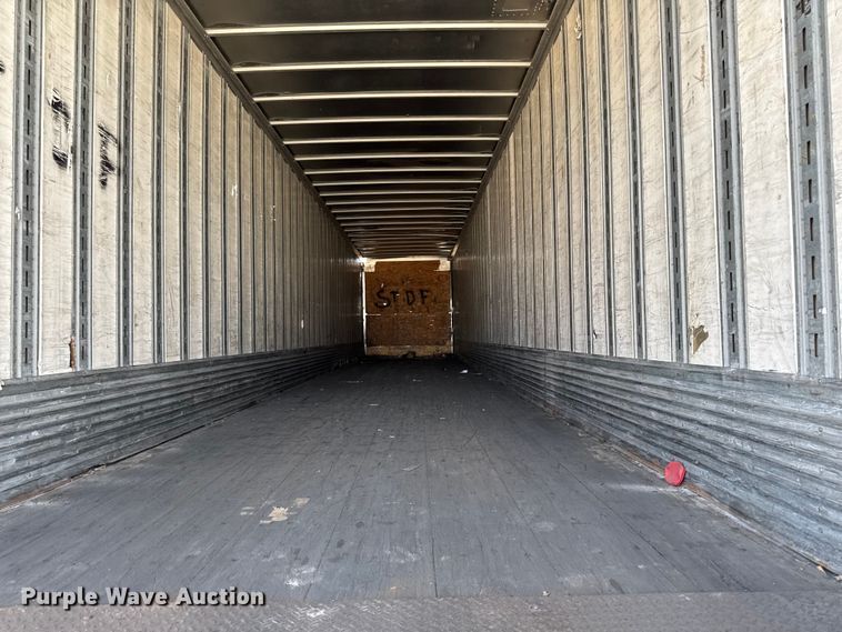 image for item YA2353 2004 Great Dane dry van trailer