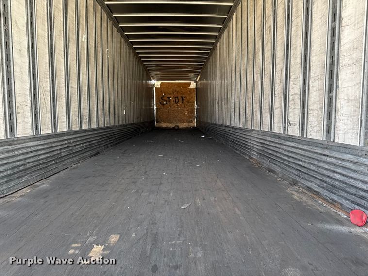 image for item YA2353 2004 Great Dane dry van trailer