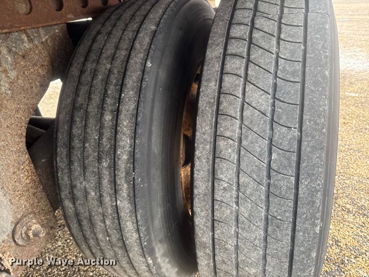 image for item YA2354 2007 Wabash National DVCVHPC dry van trailer