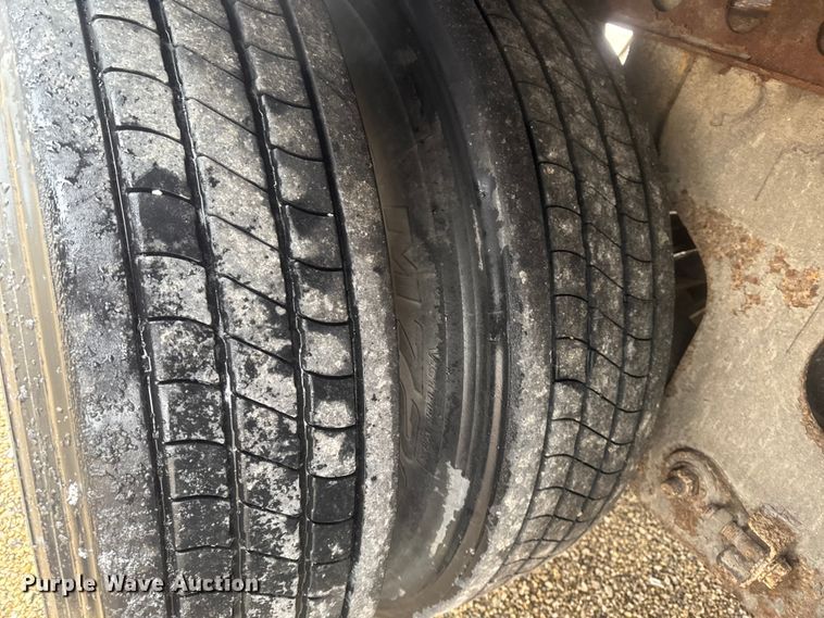 image for item YA2354 2007 Wabash National DVCVHPC dry van trailer