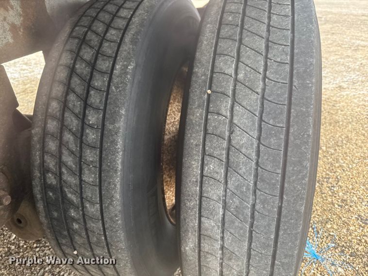 image for item YA2355 2004 Great Dane Trailers 7411TP101A dry van trailer