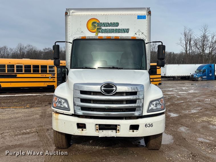 image for item YA2356 2013 Hino 338 box truck