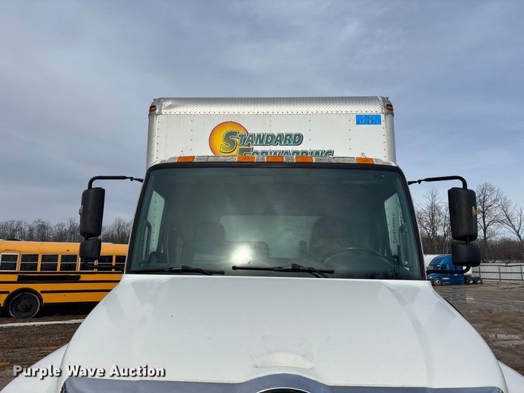 image for item YA2356 2013 Hino 338 box truck