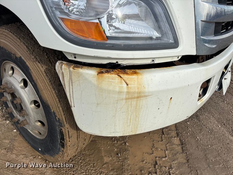 image for item YA2356 2013 Hino 338 box truck