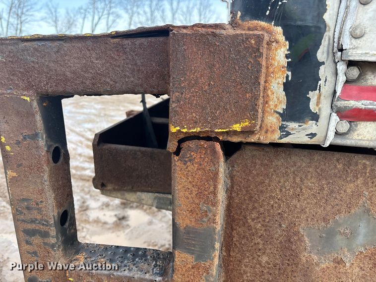 image for item YA2356 2013 Hino 338 box truck