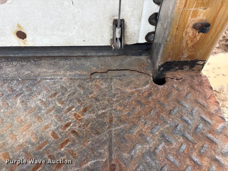 image for item YA2356 2013 Hino 338 box truck