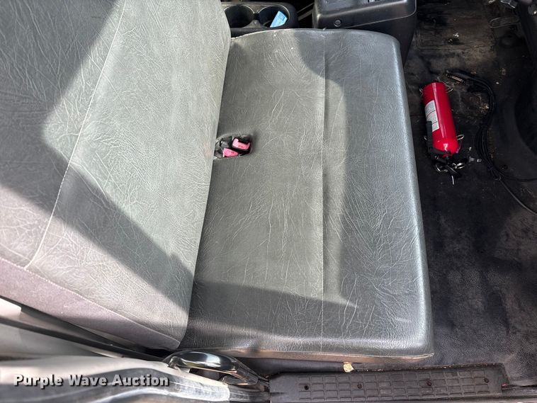 image for item YA2356 2013 Hino 338 box truck